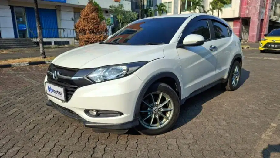 Garansi 1 Th - Honda HRV 1.5 E Bensin AT 2015 Putih