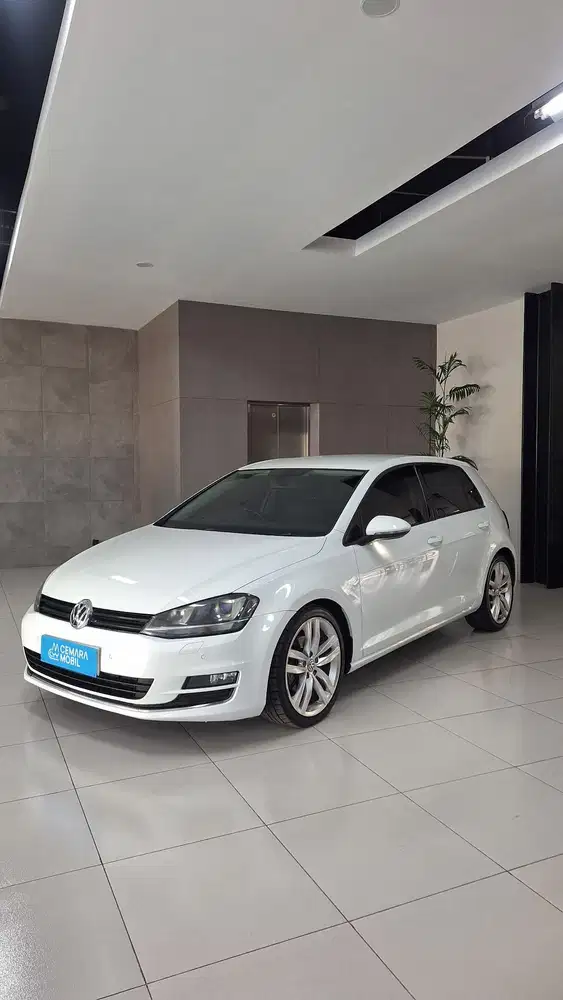 VOLKSWAGEN VW GOLF 1.4 TSI AT 2013