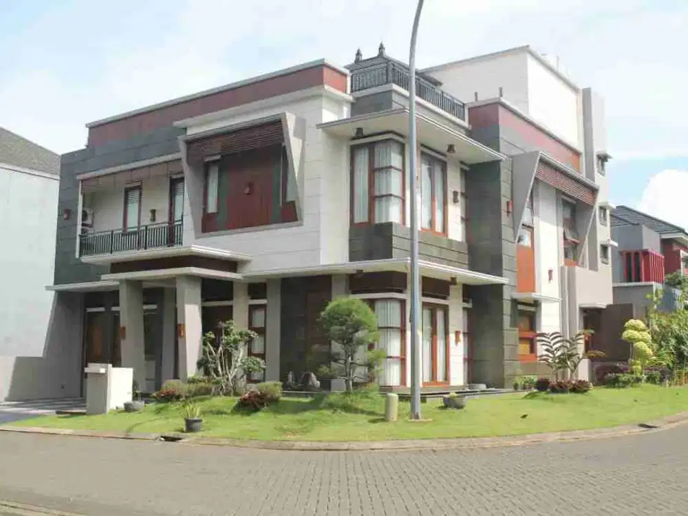 Rumah hook rasa Villa 3 Lantai, Fasilitas Lengkap di cul de SAC BSD City tangerang selatan