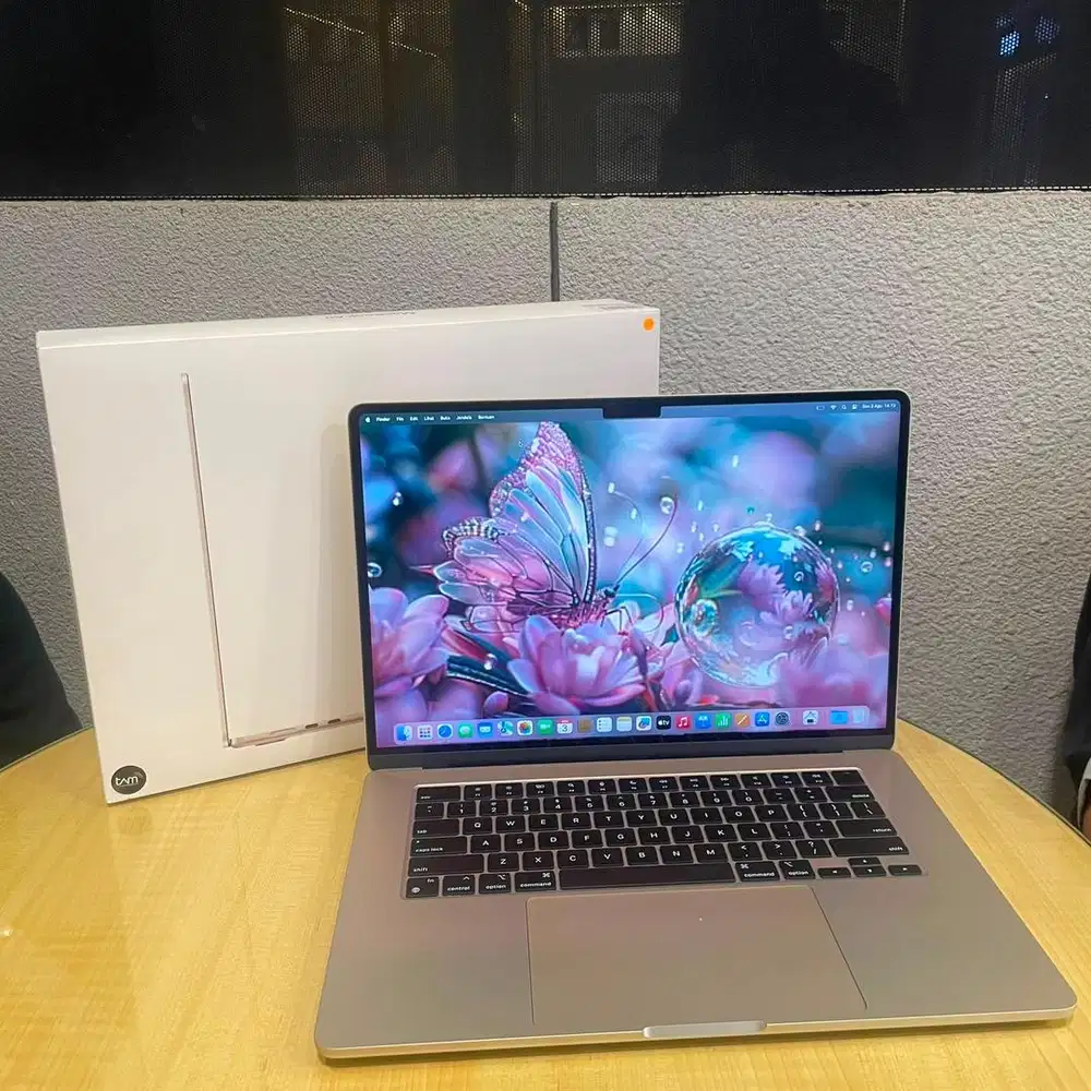 Macbook air m3 8/512gb garansi resmi