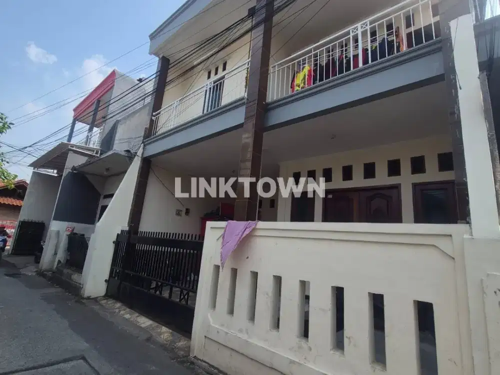Dijual Cepat Rumah 2 Lantai Siap Huni dan Strategis di Kramat Jati Jakarta Timur