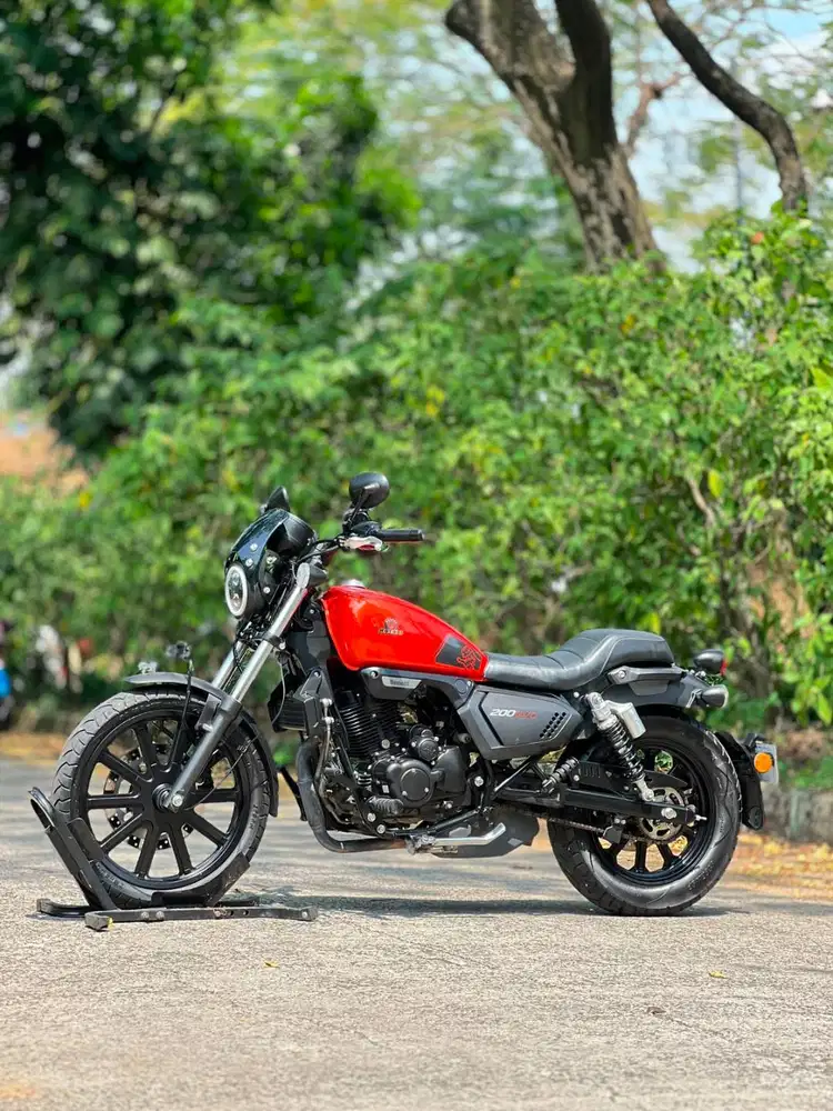 BENELLI MOTOBI EVO 200 ORANGE 2024 KM 5K PAJAK ON SIAP PAKAI