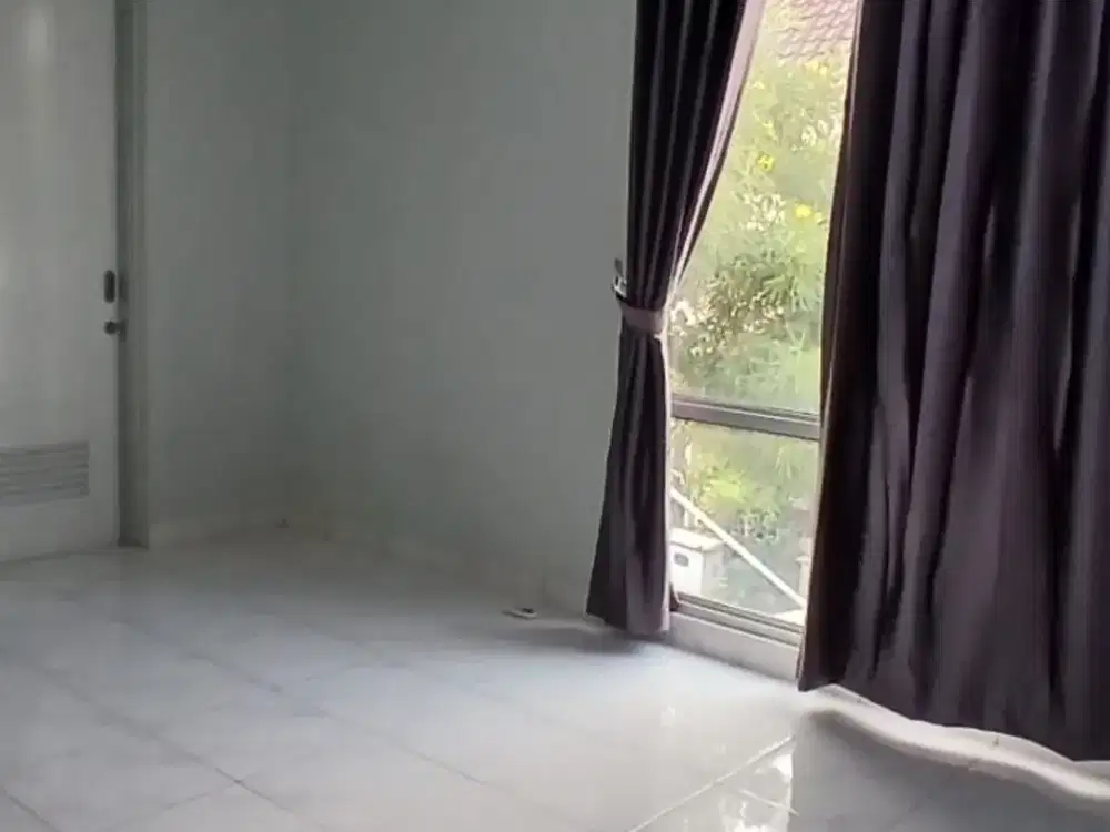 DISEWAKAN RUMAH SEMIFURNISHED DI CLUSTER MILANO, GADING SERPONG