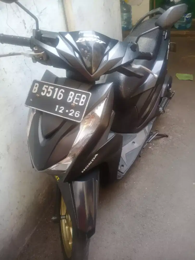 Di jual cepat motor Honda beat delux