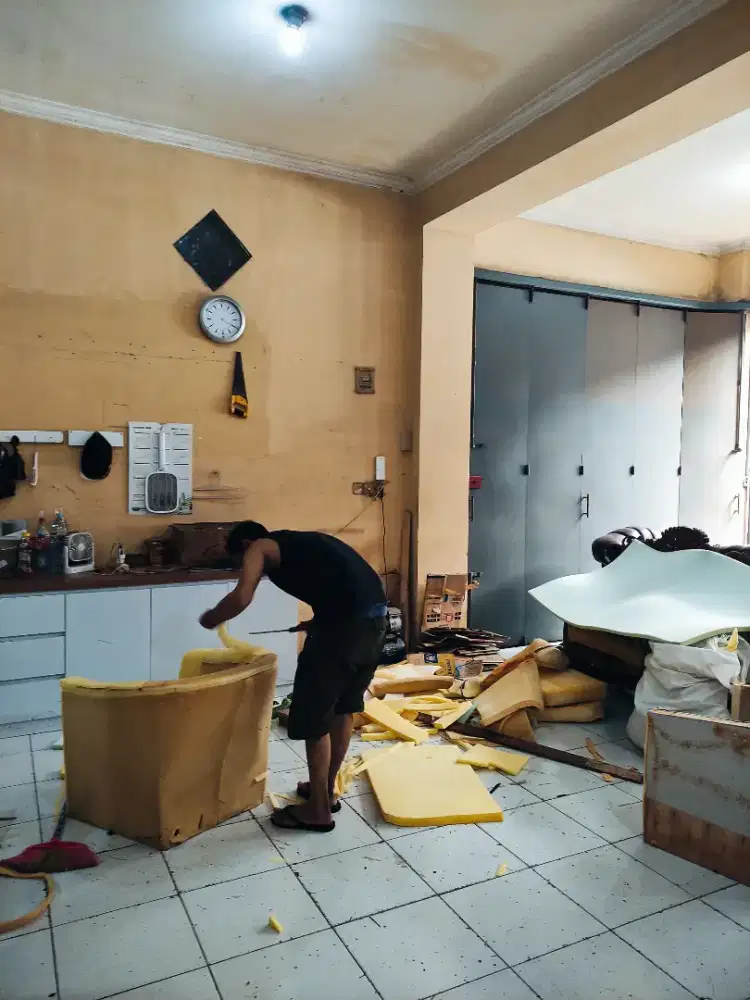 Jasa servis semua jenis sofa ilma furniture