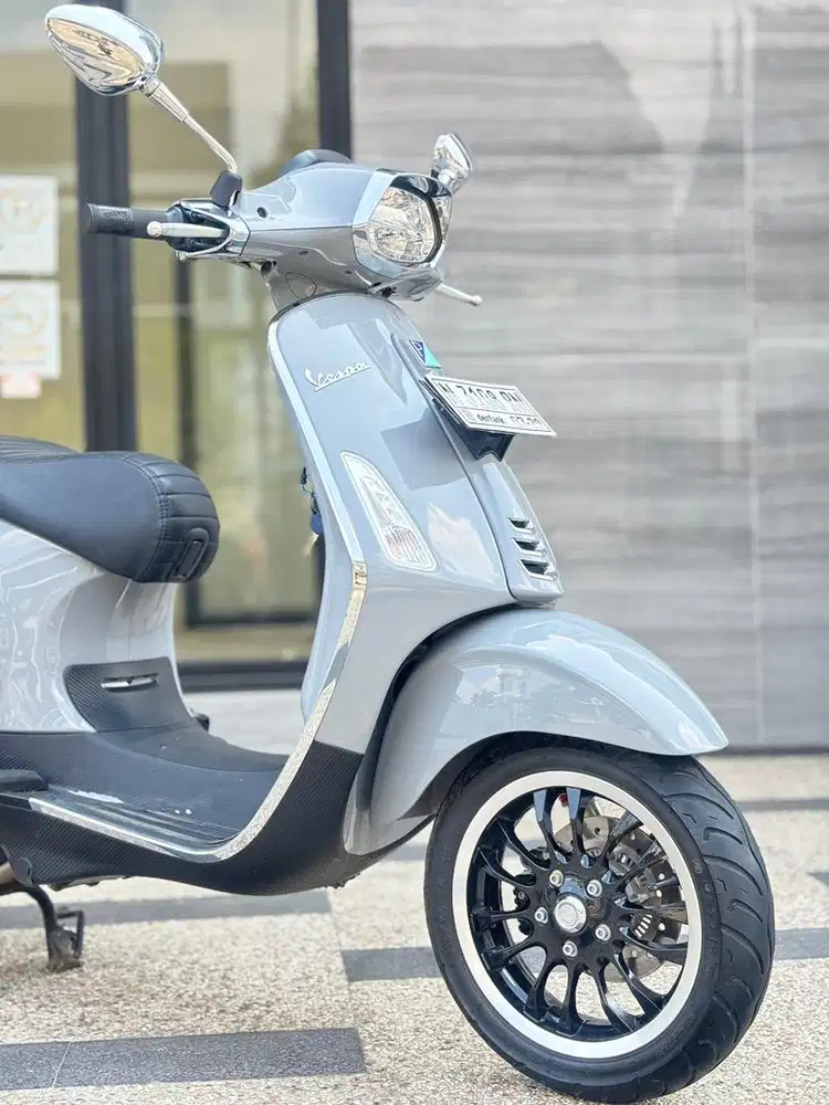 Vespa Sprint 150 ABS IGet 2024 Grey Metalik Koko Motor
