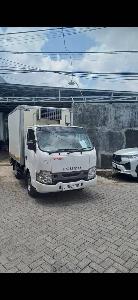 ISUZU TRAGA BOX