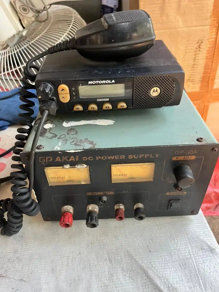 Radio motorola dan power 30A