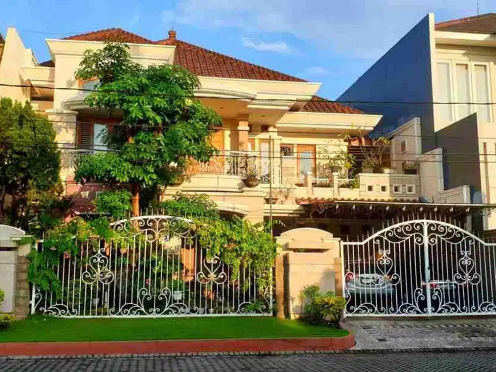 Dijual Murah Rumah di Galaxi Bumi Permai Araya Surabaya Timur