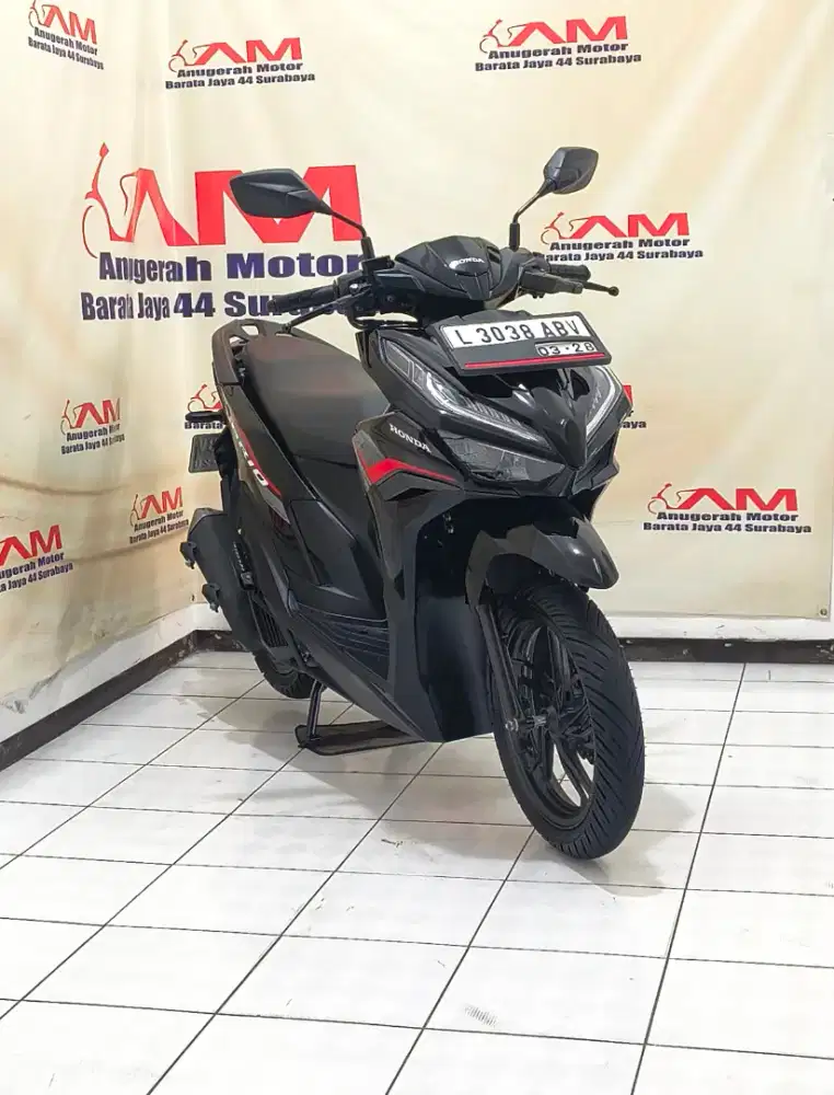 Ready Km 9 Ribu Honda vario 125  tahun 2023 Hitam glossy