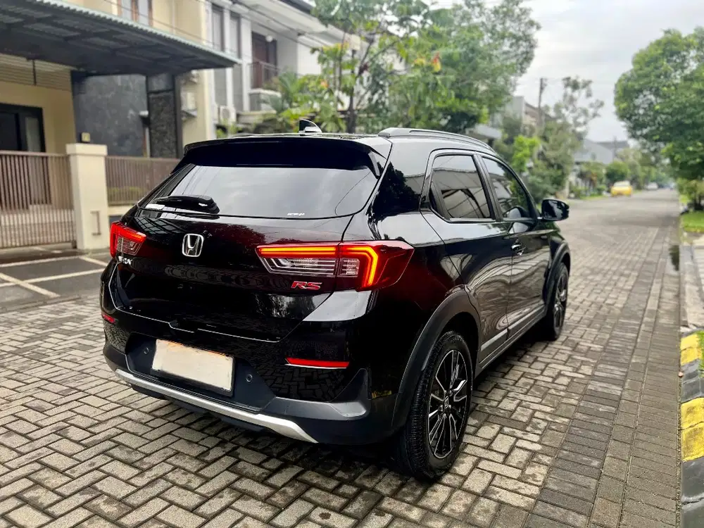 LOW KM ALL NEW HONDA WRV RS 2023 MATIC WR-V.