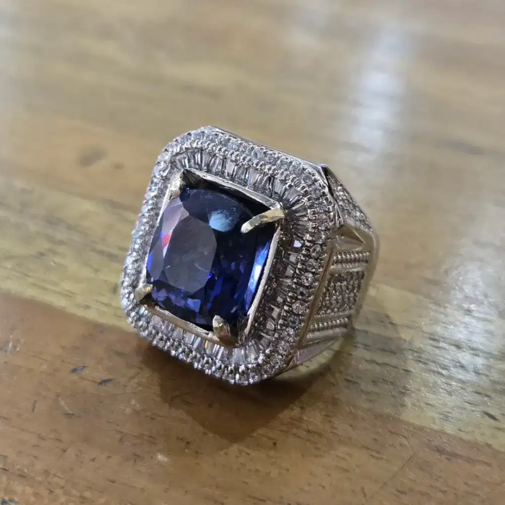 Cincin Pria Blue Saphire Srilanka