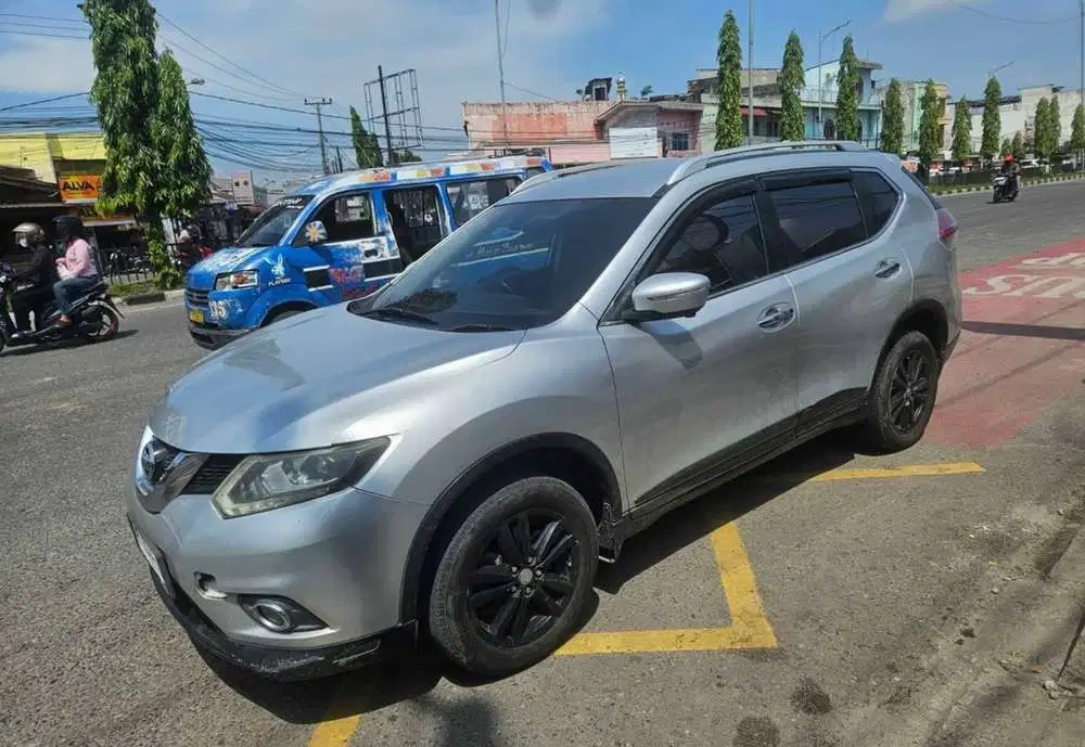 Nissan X-Trail 2015 Bensin