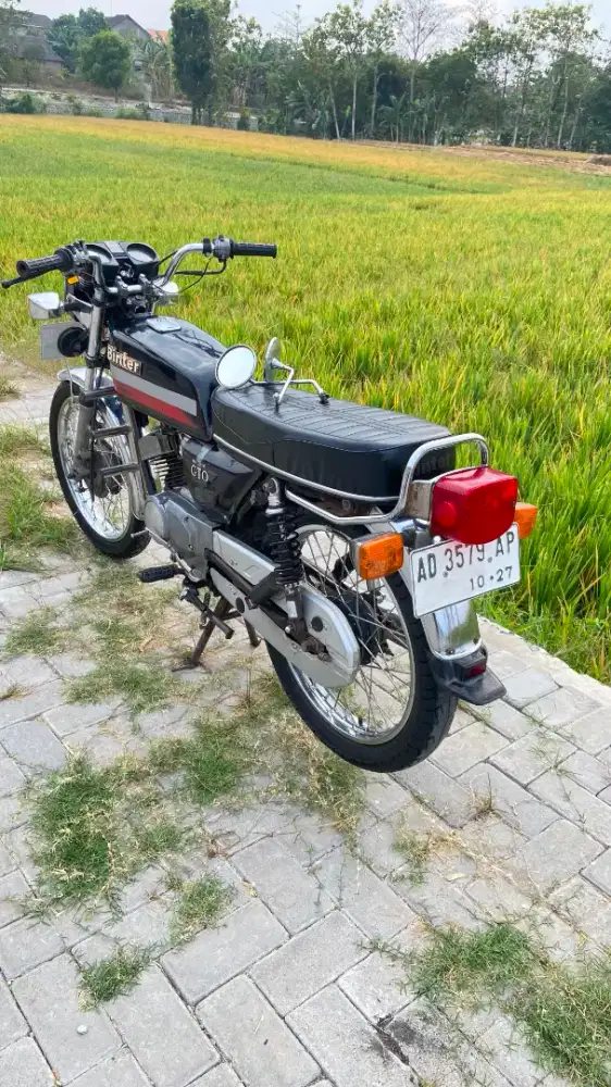Kawasaki Binter GTO KH100