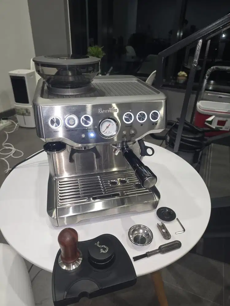 Breville Barista Express - Espresso Machine  + Grinder + Barista Tools