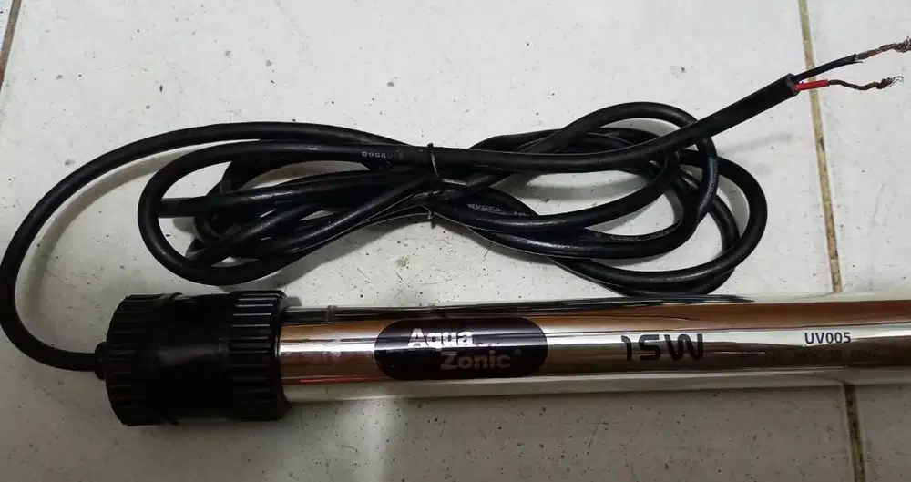 Aqua Zonic UVOO5 Lampu UV O8I3IO7 55OOO,Celup Kolam 15watt Aquazonic