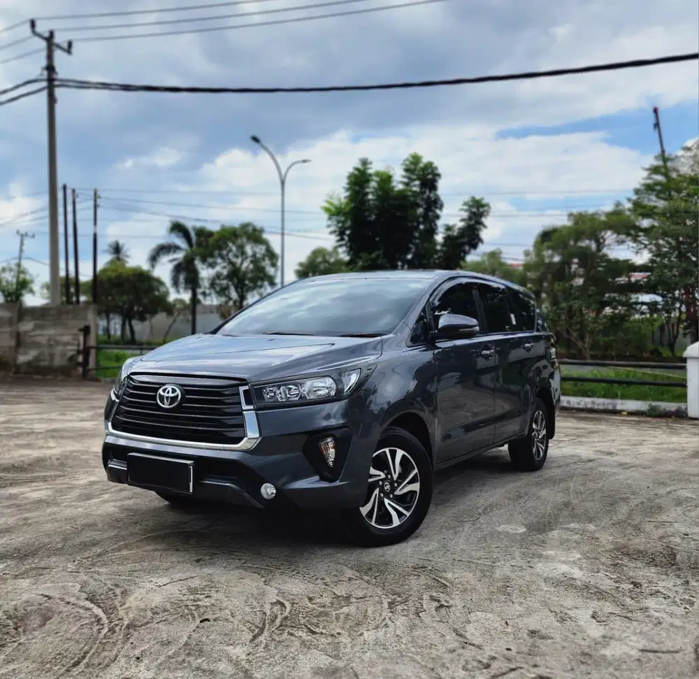 Toyota Innova 2.4 G Diesel AT 2025 (Odo 1.800)