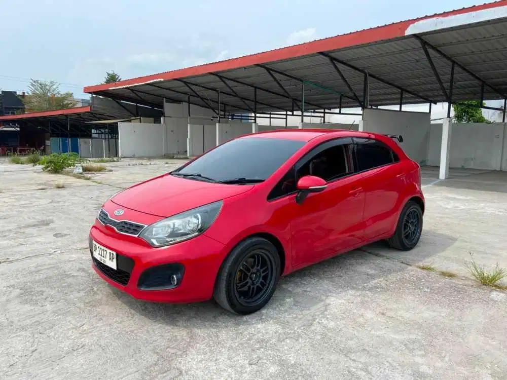 KIA RIO MATIC 2013
