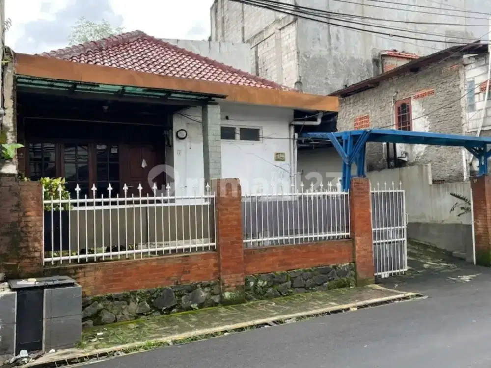 Rumah Cocok untuk Hunian, Kantor, Usaha Sangat Strategis Dekat Tb Simatupang, Jatipadang, Pasar Minggu, Jakarta Selatan