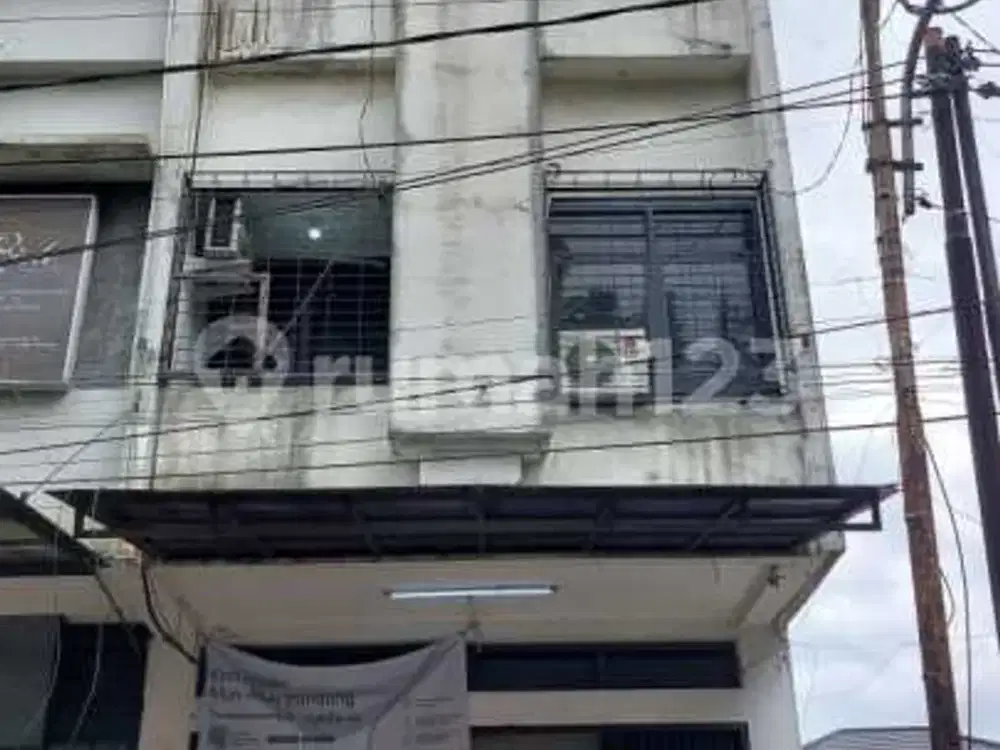 Ruko 4 Lantai Lokasi Strategis Dekat Alun-Alun Kota Bandung dengan 5 Kamar Kost