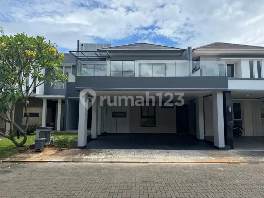 Rumah Dijual Full Renovasi Shm Lokasi Premium Akses Mudah di BSD De Park