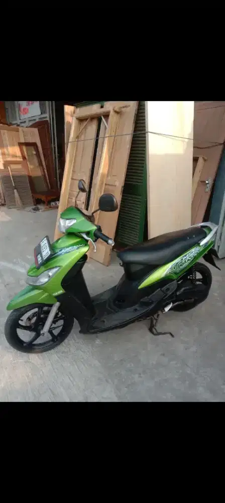 Jual Bu Mio smile th 2010 plt f ss lengkap,msih orisinil,mesin cvt adm