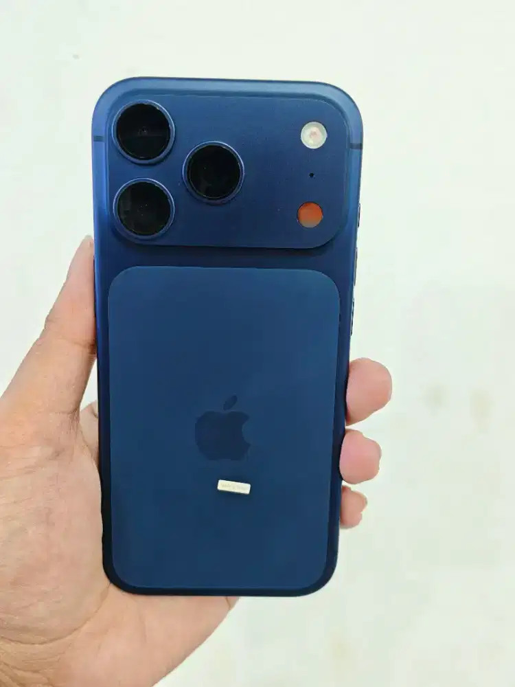 Iphone 17 pro 256 Blue Ibox like new