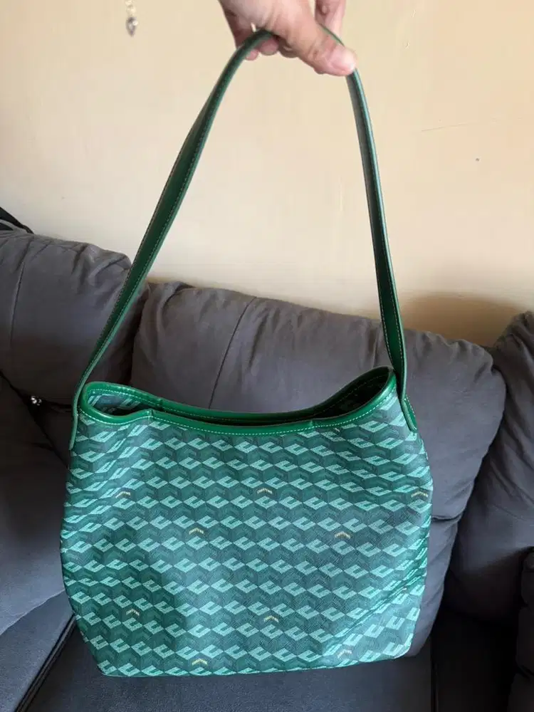 preloved christy ng alessso large warna hijau