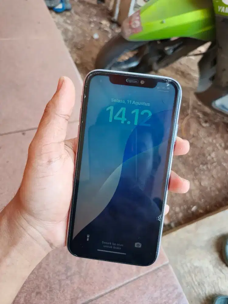 Iphone 11 64Gb tambun