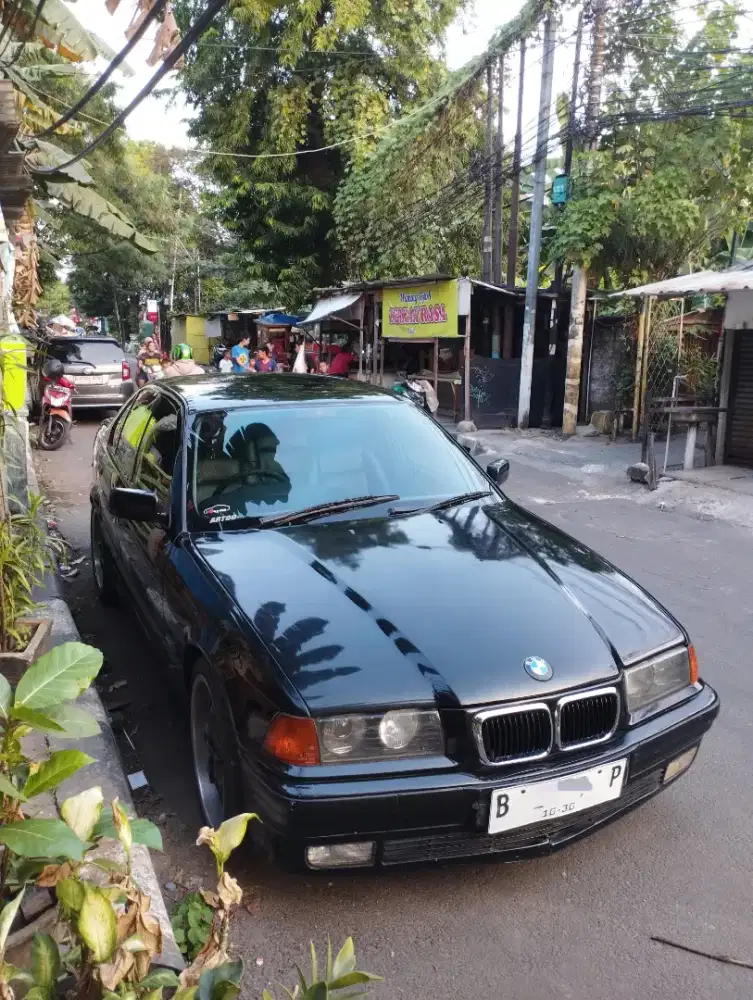 BMW E36 320i M52 tahun 1995