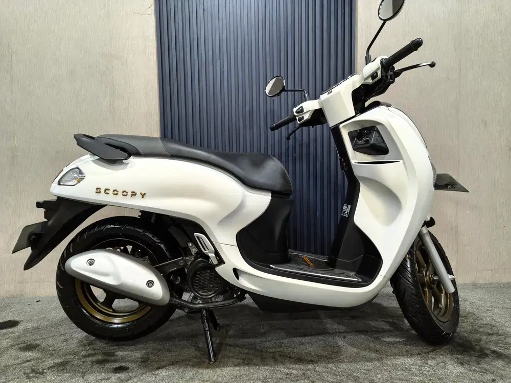 Scoopy fi 2025 PRESTIGE istimewa mulus terawat siap pakai...