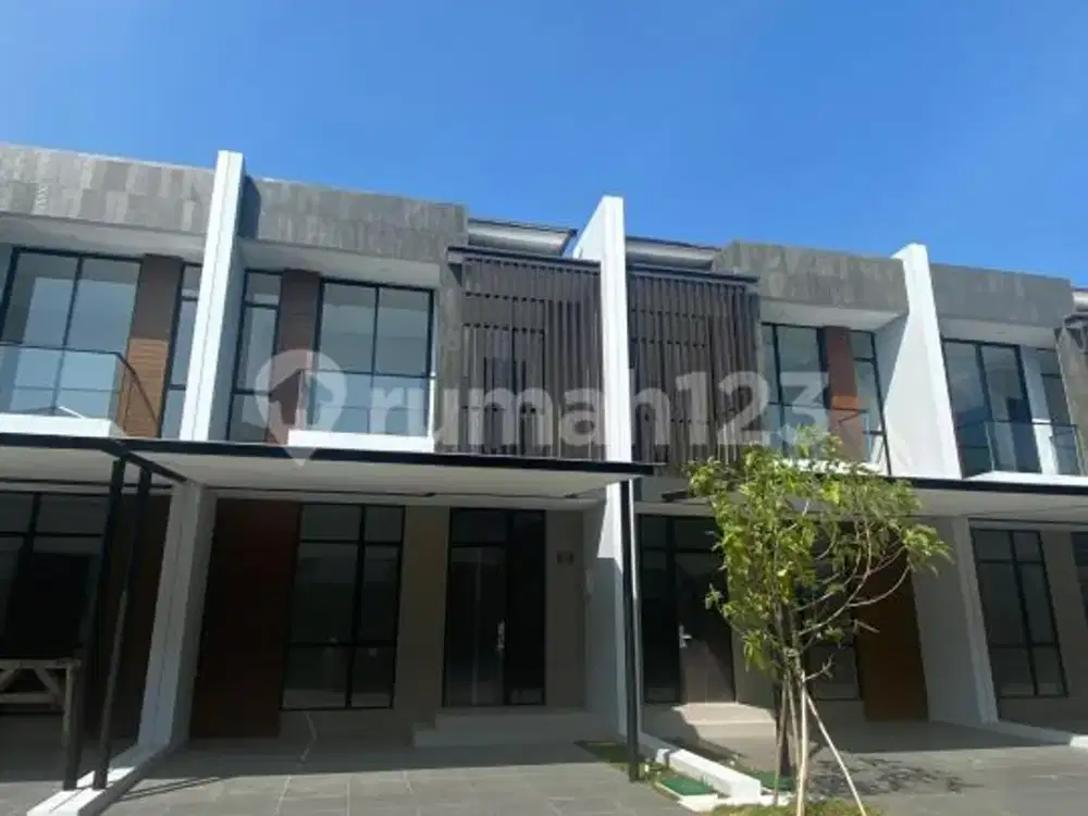Disewakan Rumah Kunvil Pik2,uk6x15 Brand New