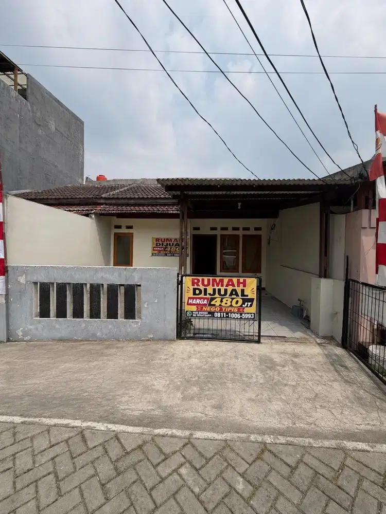 Dijual rumah SHM pribadi komplek villa regency tanggerang 2
