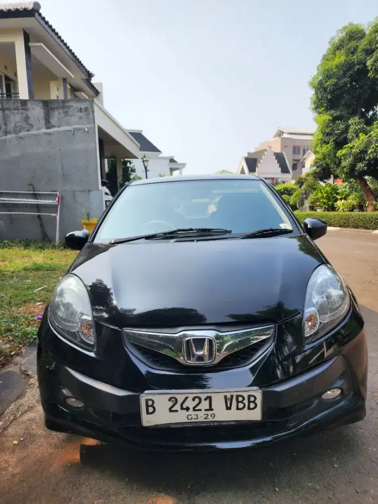 Brio type E murah