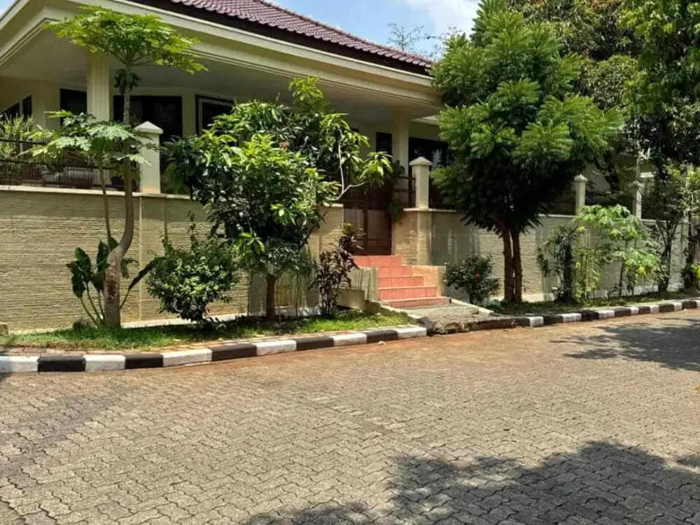 Dijual RUmah Bagus Mewah siap huni di Villa Cinere Mas.