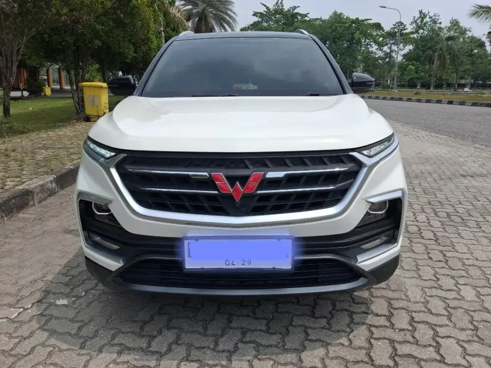 WULING ALMAZ 1.5L TURBO BENSIN A/T