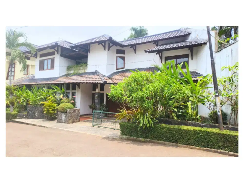 Rumah Mewah Bagus 2 Lantai Siap Huni di Bintaro