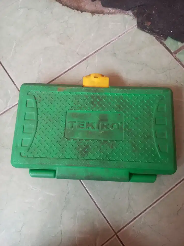 Kunci merk TEKIRO