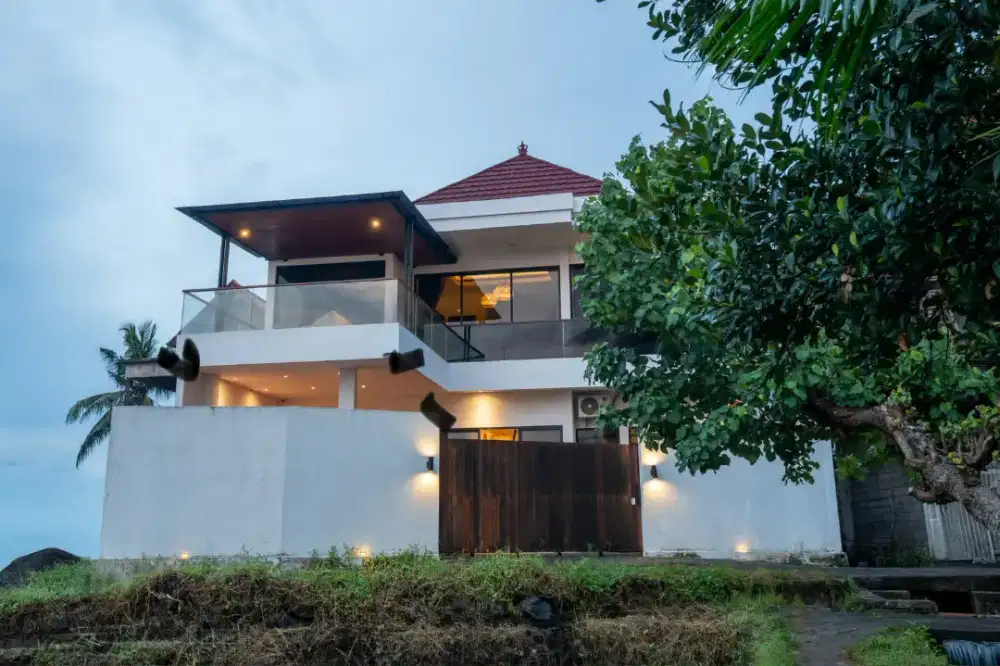 SALE TROPICAL BREEZE VILLA UBUD RICE FIELD & MOUNT AGUNG VIEWS IDR 7B