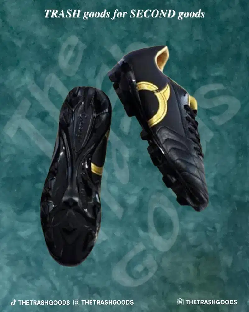 Sepatu Sepak Bola Ortuseight Mirage Fg Black Gold Original Second