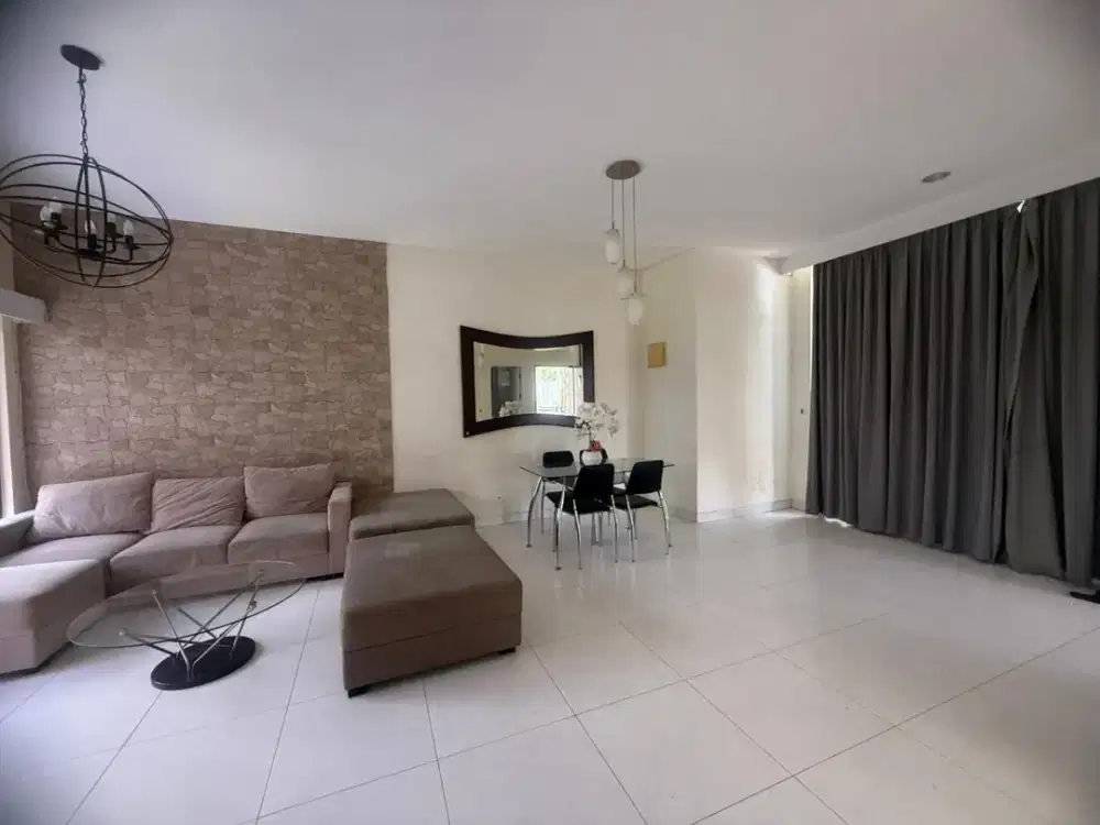 Disewakan Rumah Semi Furnished di Cluster Alamanda Jakarta Garden City (015)