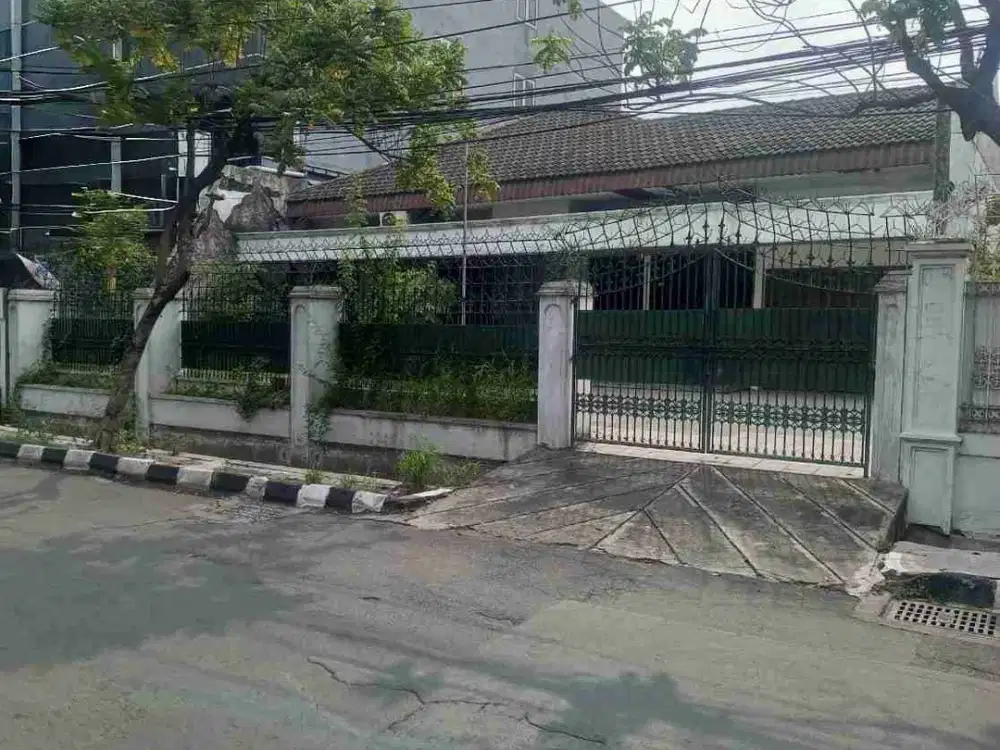 Dijual Rumah di Jalan Raya Satelit Surabaya Barat