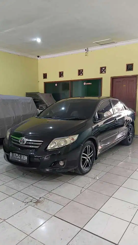 Toyota Corolla Altis 2010 Bensin