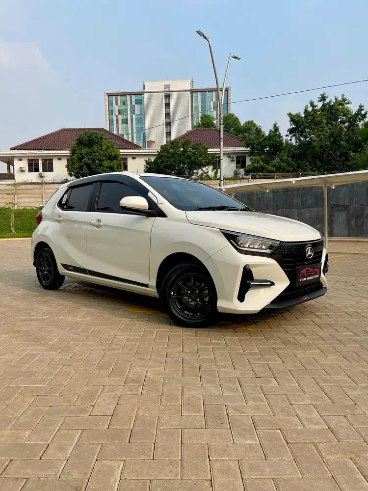 [Low KM] Daihatsu Ayla 1.2 R ADS AT 2023