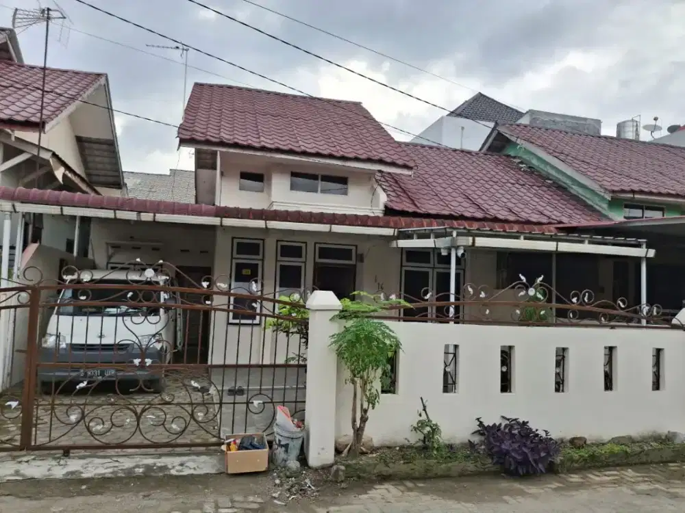 Dijual rumah komplek