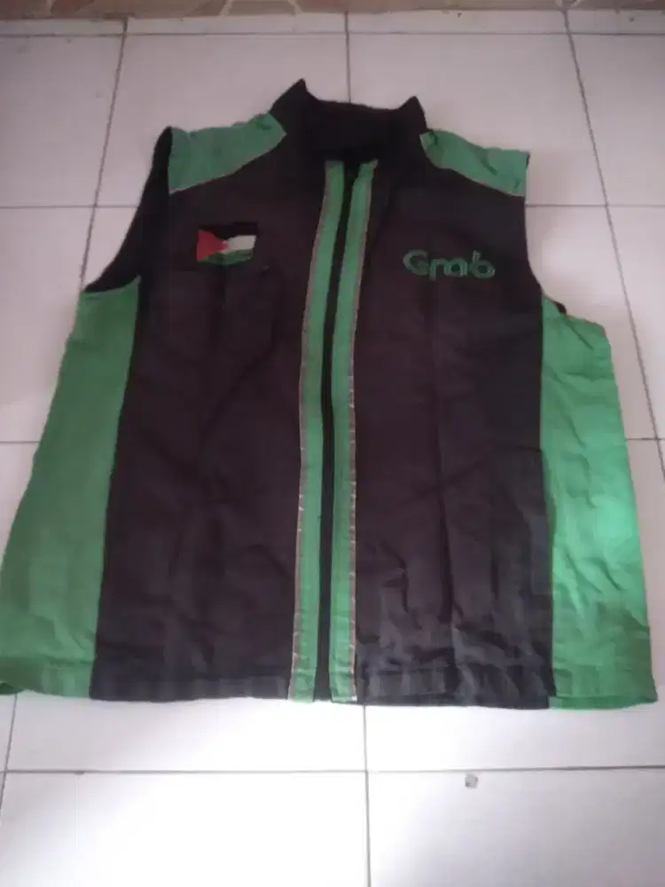 Rompi untuk Ojek Online