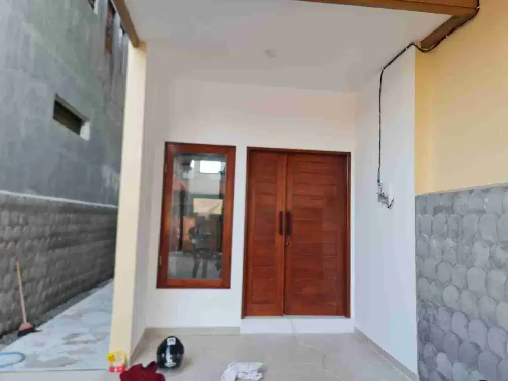 SEWA RUMAH MODERN 2 LANTAI DI RENON ELIT