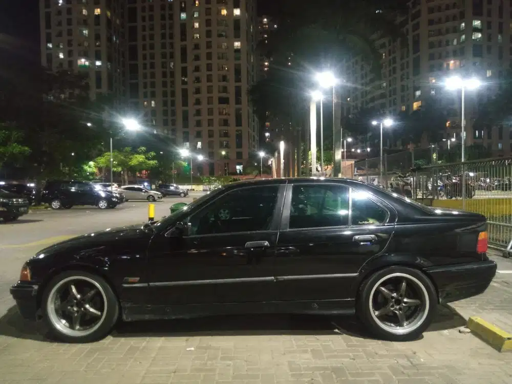 BMW E36 320i M52 tahun 1995