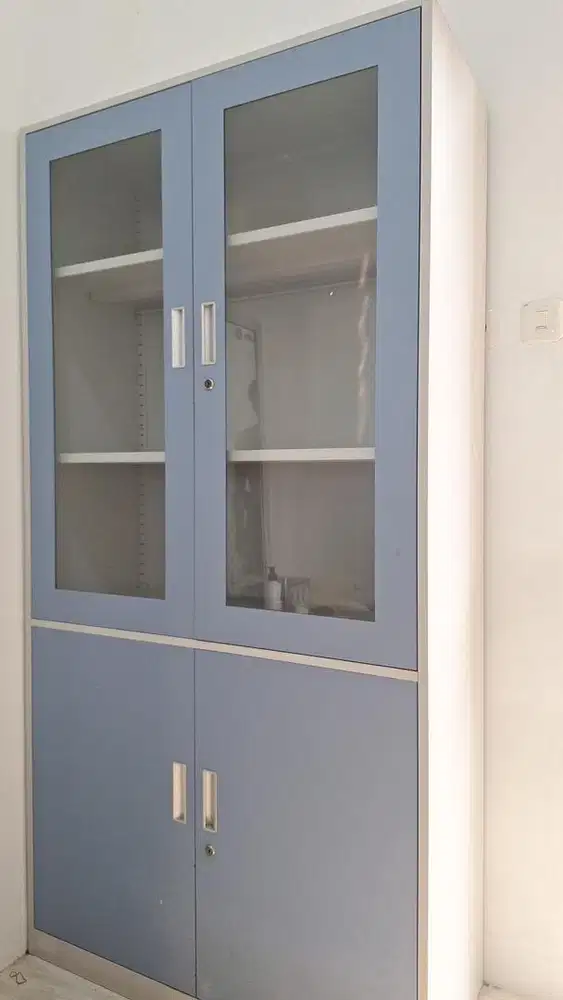 LEMARI KRISBOW 4 PINTU