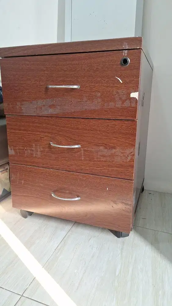 RAK LEMARI 3 SUSUN